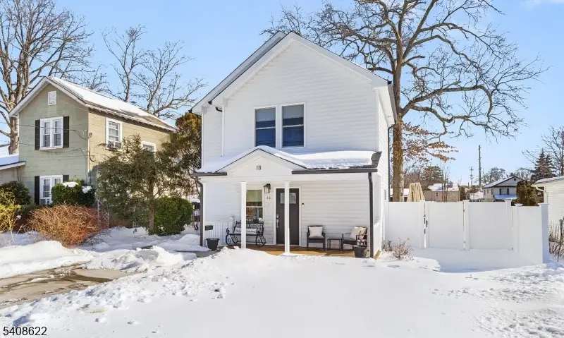 18 Mohawk Ave, Lake Hiawatha, NJ 07034 - #1