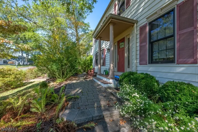 5 Elaine Ct, Randolph, NJ 07869 - Image #2