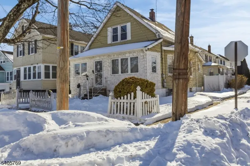 142 Bonna Villa Ave, Roselle, NJ 07203 - Image #2