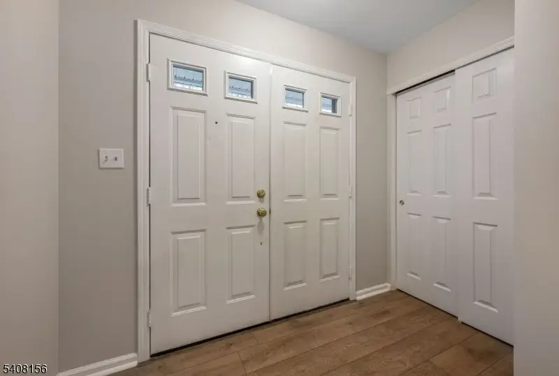 48 Hickory Way, Mount Arlington, NJ 07856 - Image #3