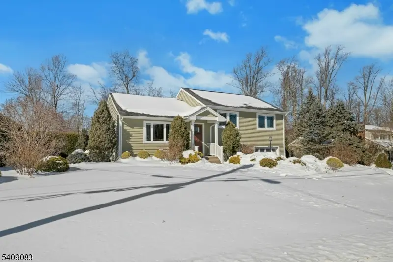 23 Locust Dr, Hanover, NJ 07927 - Image #3