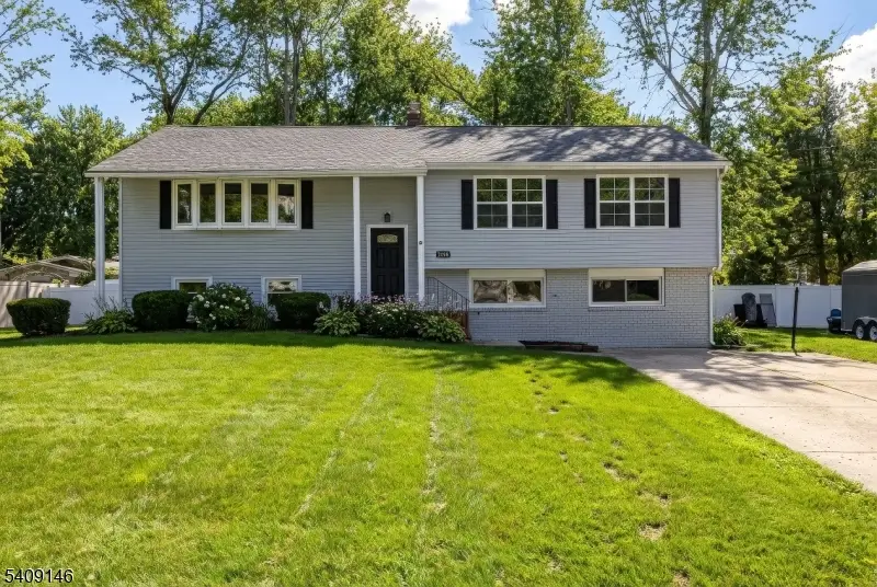 2290 Concord Rd, Scotch Plains, NJ 07076 - Image #1