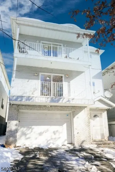 343 Sussex Ave #2, Newark City, NJ 07107