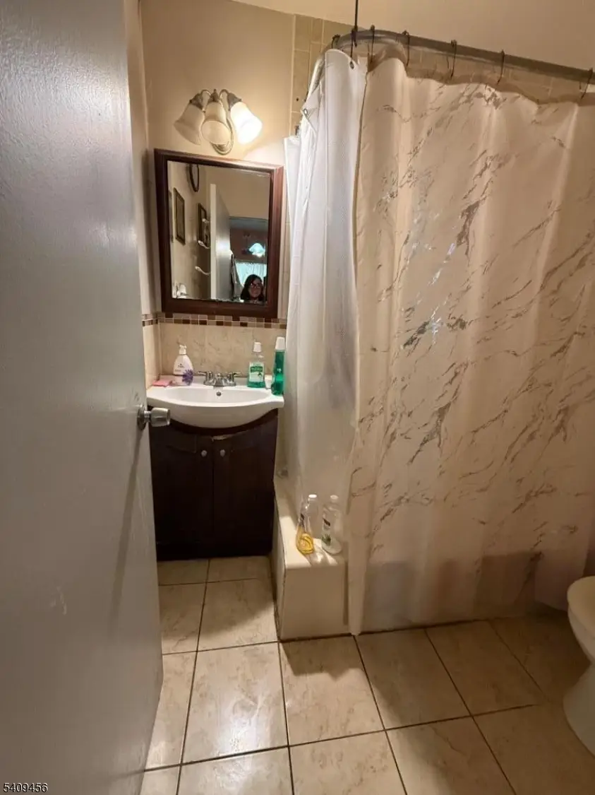 744 Trumbull St, Elizabeth, NJ 07201 - #3