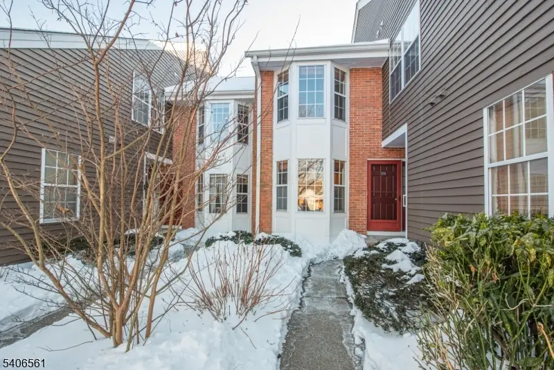 209 Cerrutti Ct, West Orange, NJ 07052 - Image #2