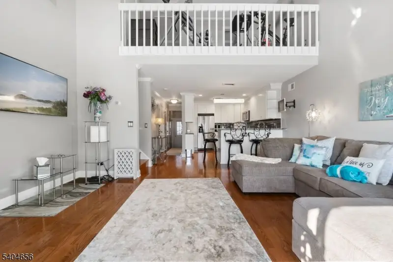 5 Bluebird Ct, Hampton Township, NJ 07860 - Image #1