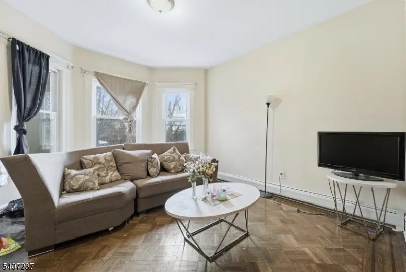 747 South 10th St, Newark, NJ 07108 - Image #2