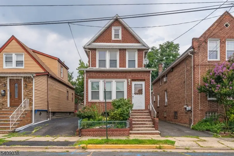 317 Mitchell Ave, Linden, NJ 07036 - Image #1