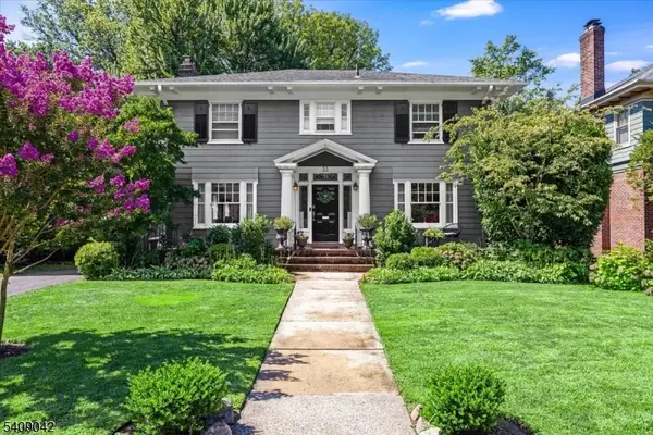 33 Warren Ct, South Orange Village Twp., NJ 07079