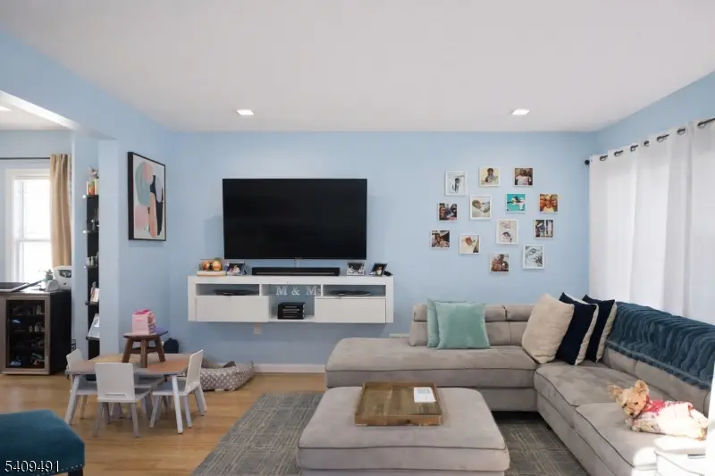 98 Weequahic Ave, Newark, NJ 07112 - Image #2