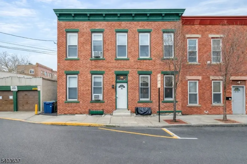 545 9th St, Union City, NJ 07087 - #1