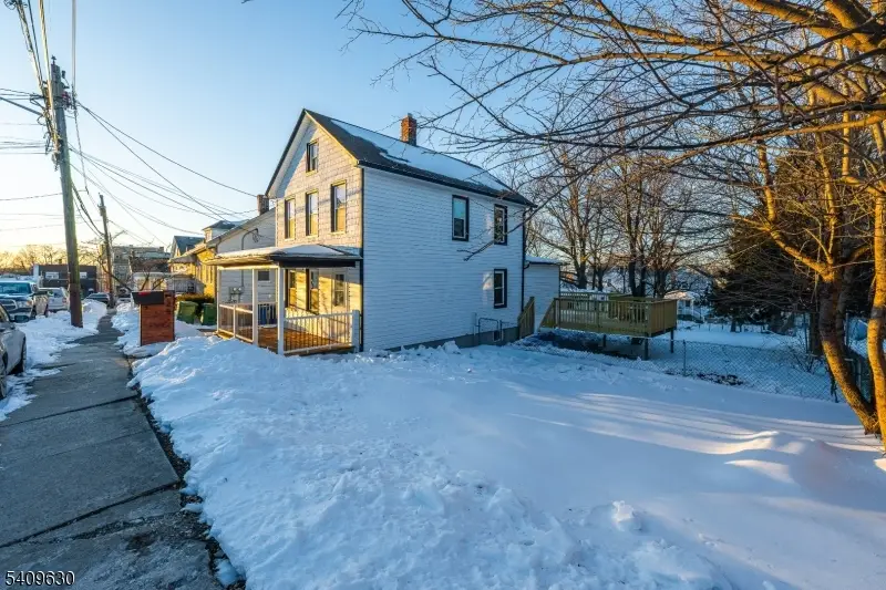 25 Dane St, Sayreville, NJ 08872 - #3