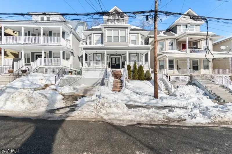 33-35 Mapes Ave #2, Newark, NJ 07112 - Image #1