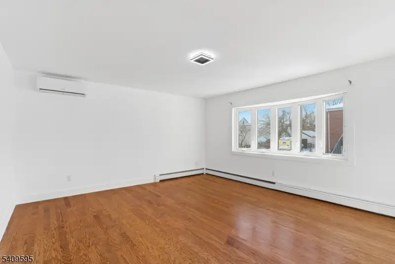 263 E 25th St, Paterson, NJ 07514 - Image #3