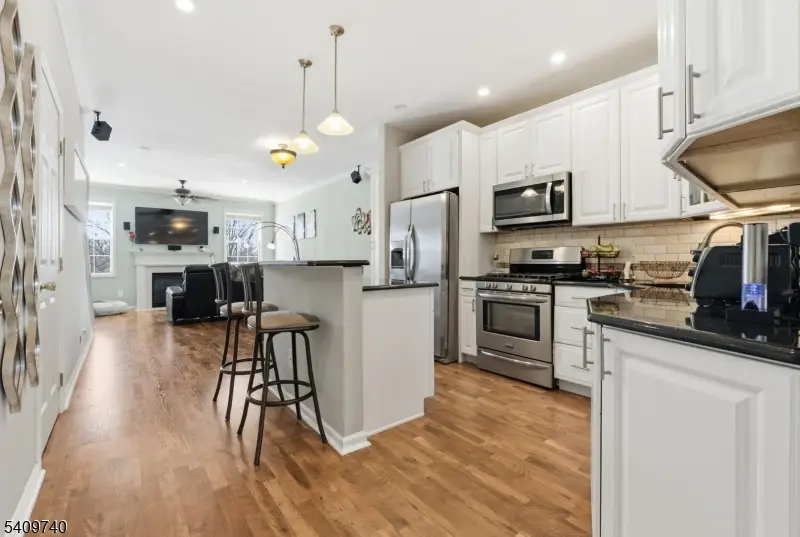 334 Winthrop Dr, Nutley, NJ 07110 - Image #3