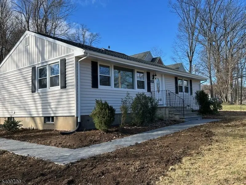 275 Malapardis Rd, Hanover, NJ 07927 - Image #3