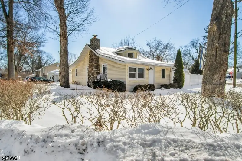 54 Sunset Trl, Denville, NJ 07834 - Image #1