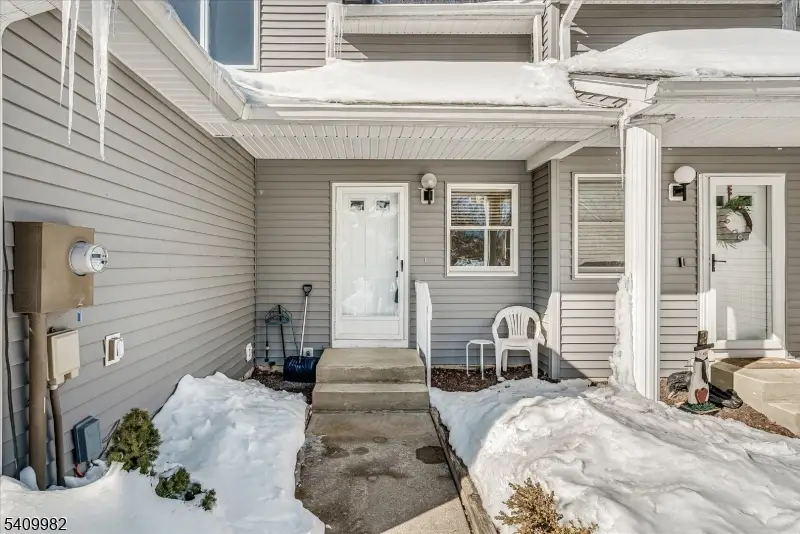 63 Meadow Pond Rd, Hardyston, NJ 07419 - #3