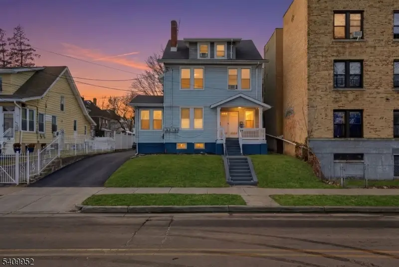 575-577 Sand Ford Ave, Newark, NJ 07106 - Image #1