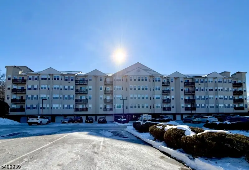 375 Rifle Camp Rd #307, Woodland Park, NJ 07424 - Image #2