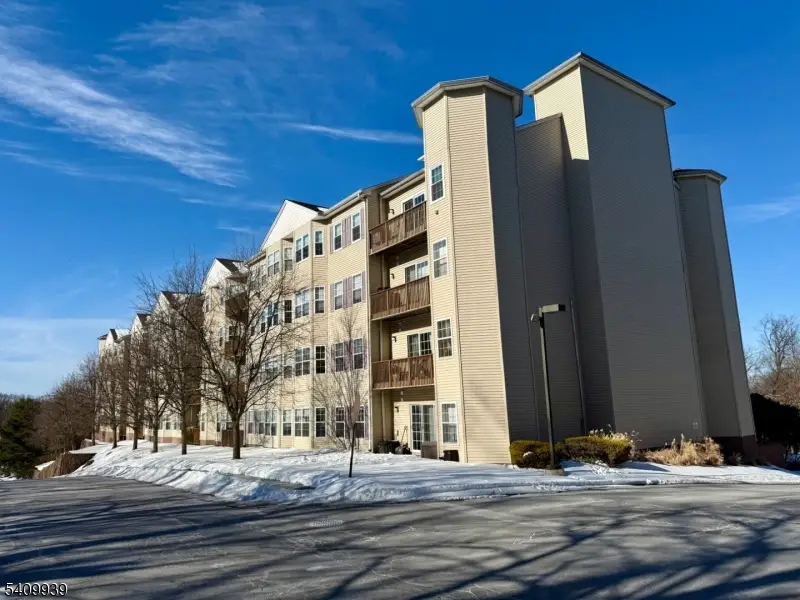 375 Rifle Camp Rd #307, Woodland Park, NJ 07424 - Image #3