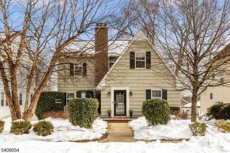 381 Essex Ave, Bloomfield, NJ 07003 - Image #1