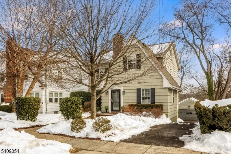 381 Essex Ave, Bloomfield, NJ 07003 - Image #3