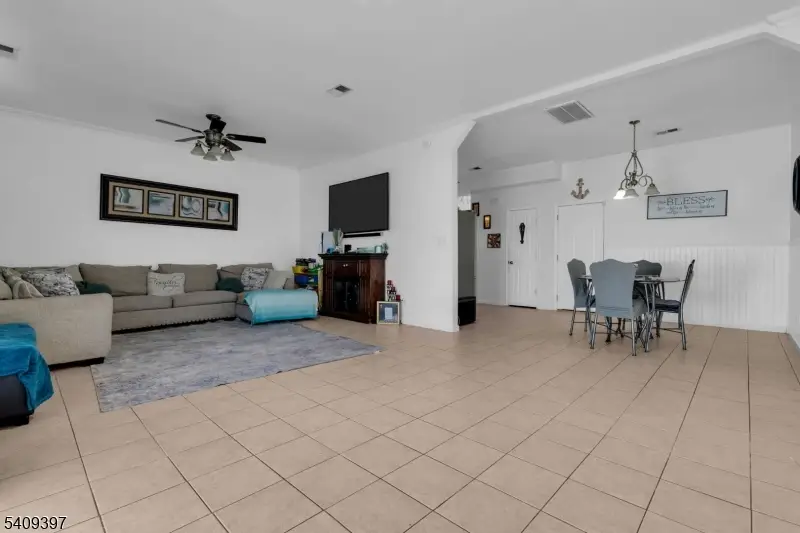 9 Lafayette St, Carteret, NJ 07008 - Image #3