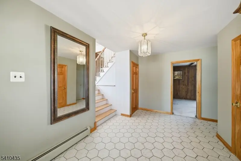 115 Griffith Dr, Whippany, NJ 07981 - Image #3