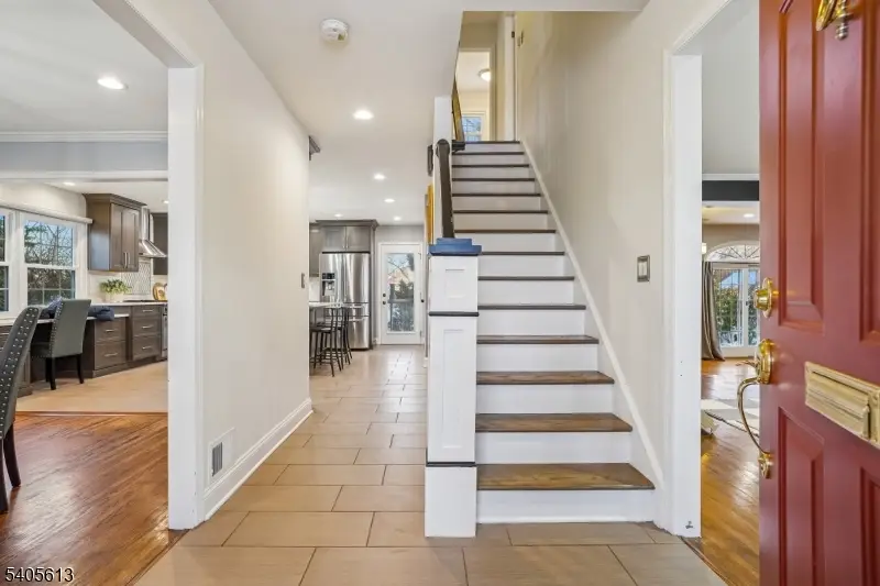 106 Frazee Court, Westfield, NJ 07090 - Image #3