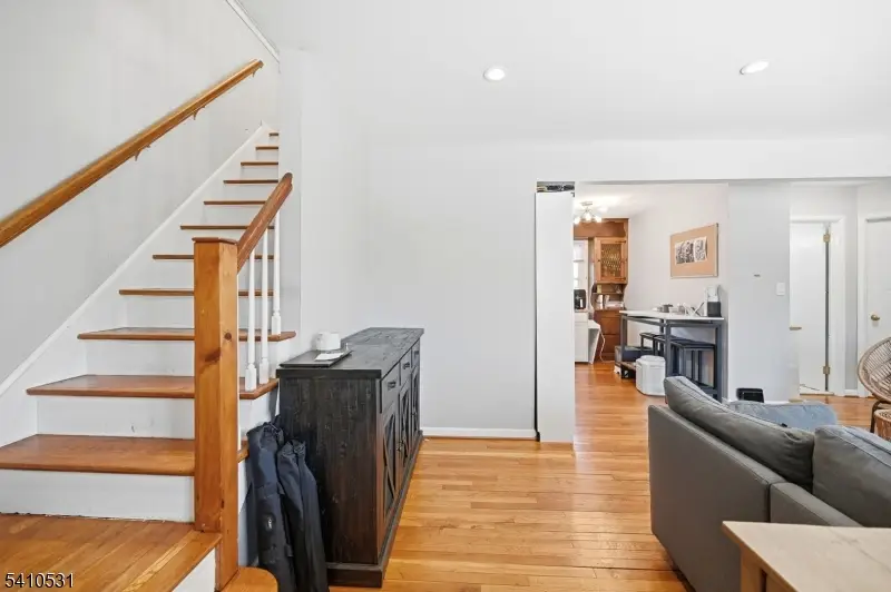 163 Edgewood Ave, Clifton, NJ 07012 - Image #2