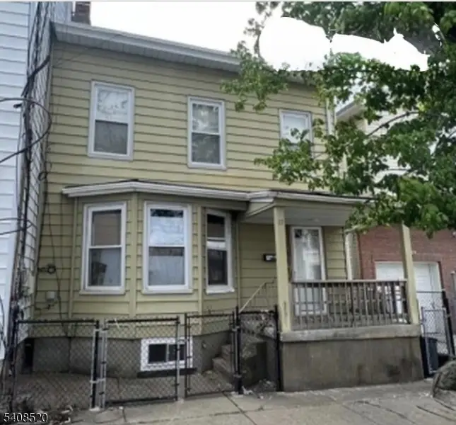 11 Sheridan Ave, Paterson, NJ 07502 - Image #1