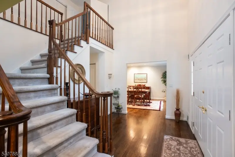 13 Deer Path Cir, Green Brook Township, NJ 08812 - #2