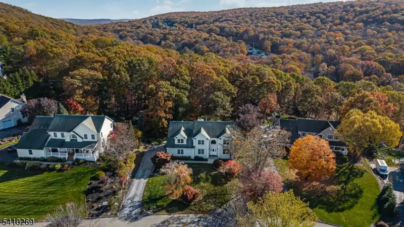 14 Stone Cliff Ter, Oak Ridge, NJ 07438 - #2