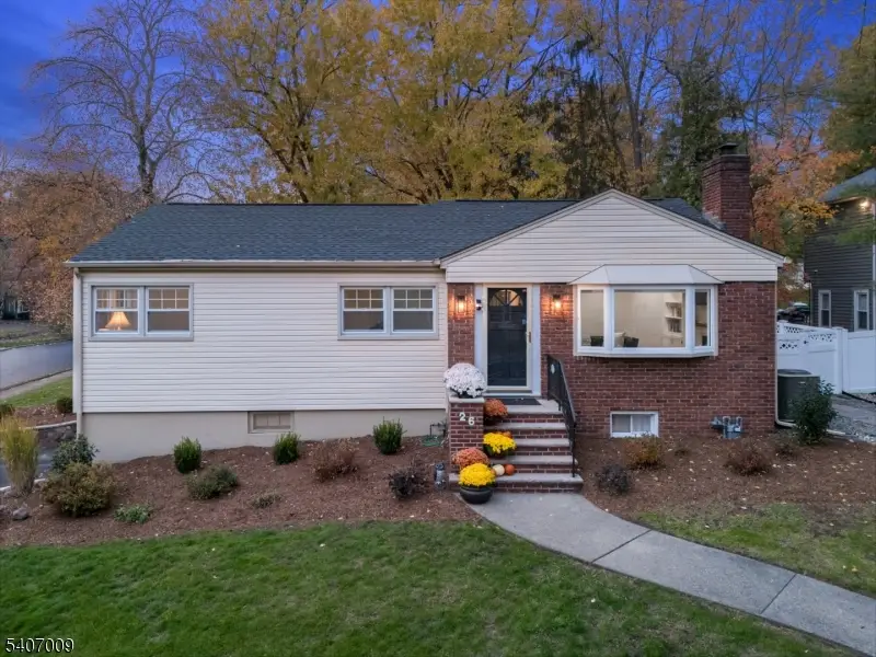 26 Pihlman Pl, Chatham, NJ 07928 - #1