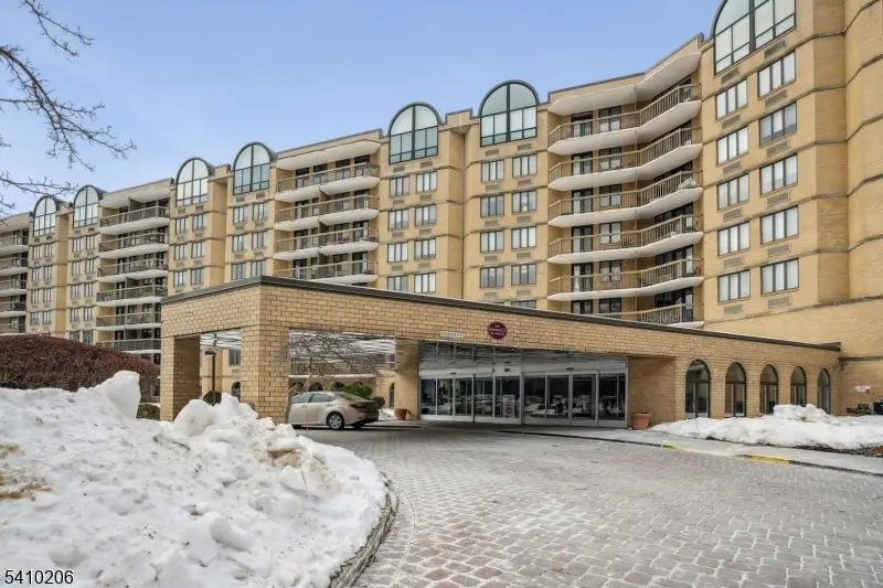 10 Smith Manor Blvd #107, West Orange, NJ 07052 - Image #1