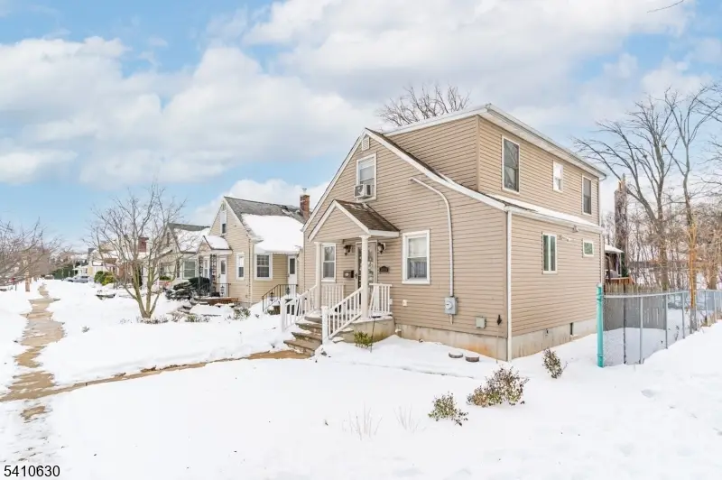 909 Seymour Ave, Linden, NJ 07036 - Image #3