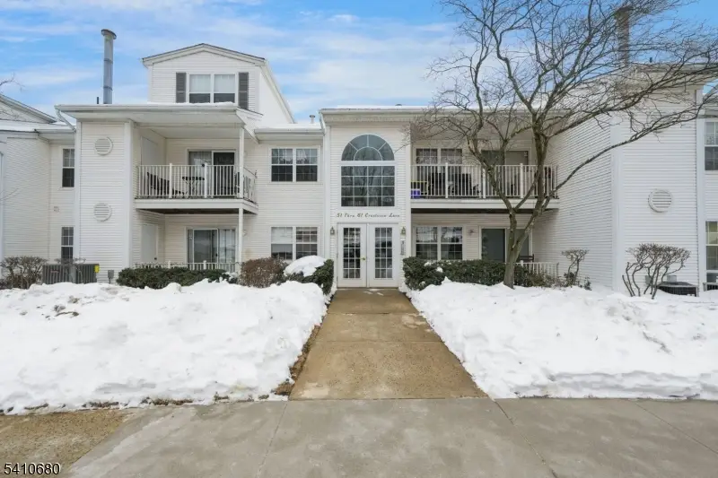 51 Crestview Ln, Mount Arlington, NJ 07856 - #1