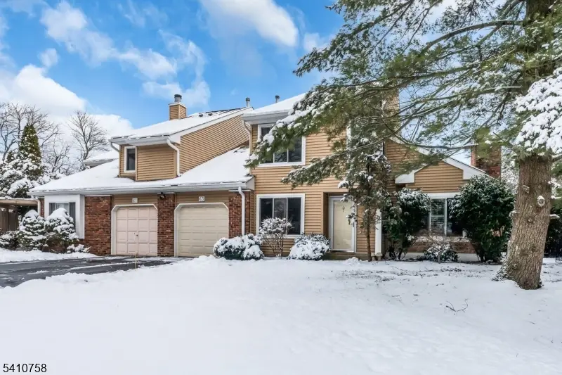 63 Cherrywood Dr, Franklin, NJ 08873 - #1