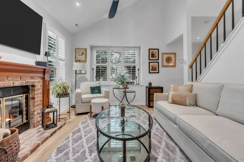 63 Cherrywood Dr, Franklin, NJ 08873 - #3