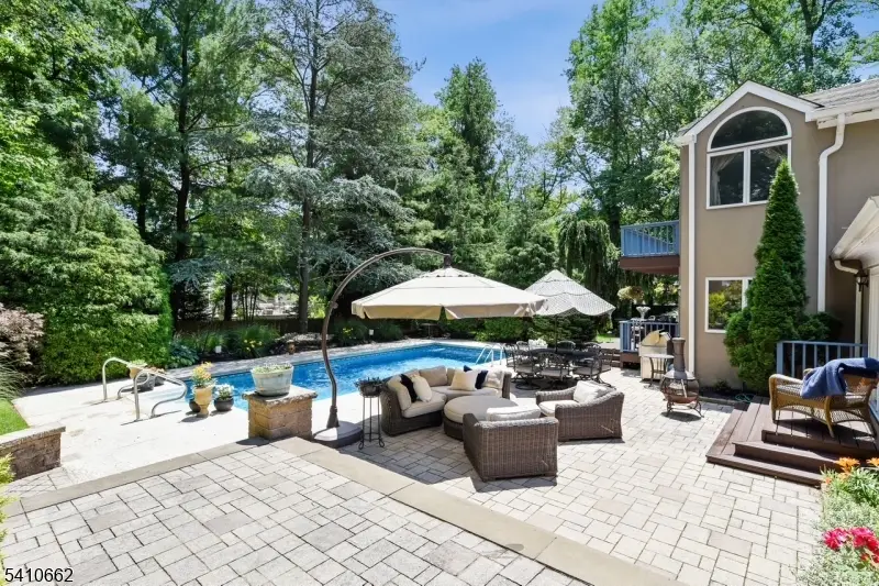2102 Gamble Rd, Scotch Plains, NJ 07076 - Image #2