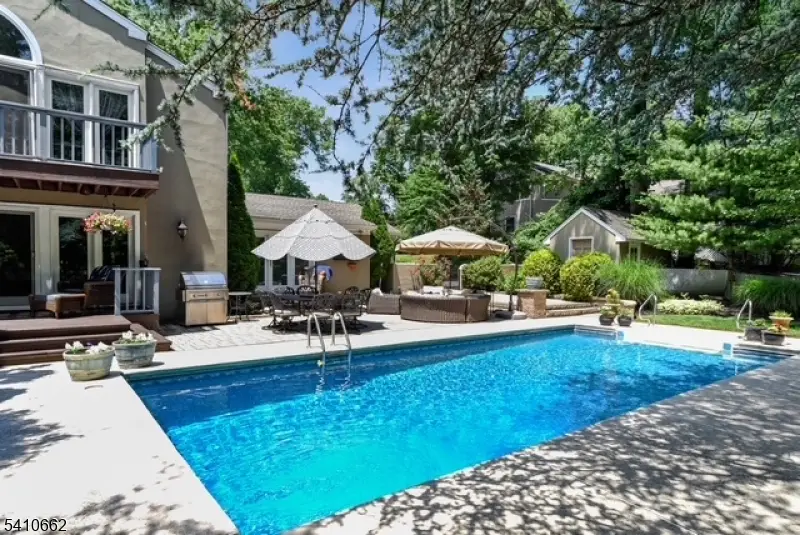 2102 Gamble Rd, Scotch Plains, NJ 07076 - Image #3