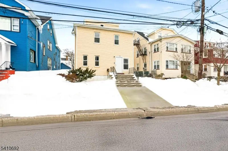 78 Monticello Ave, Newark, NJ 07106 - Image #3
