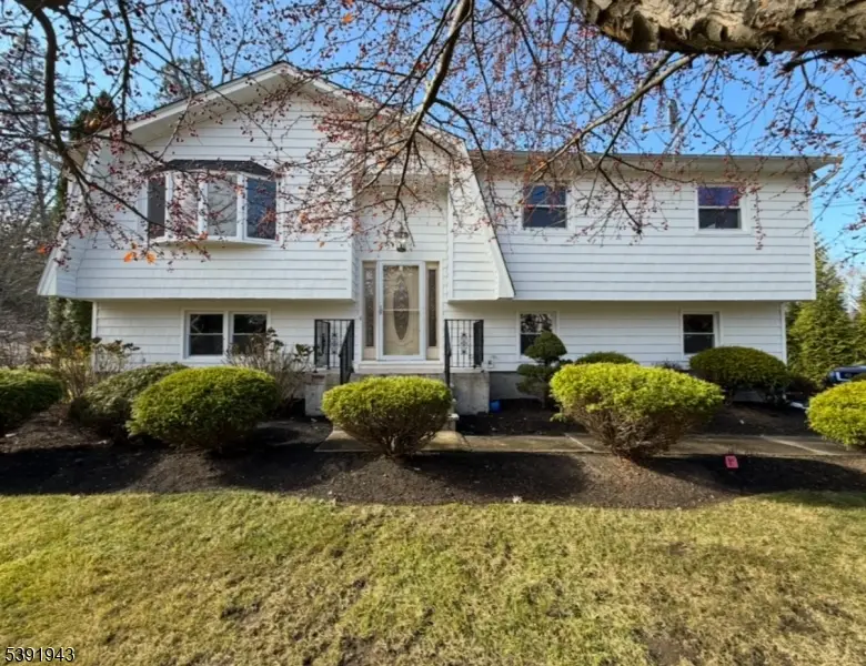 60 Brown Ave, Butler, NJ 07405 - #2