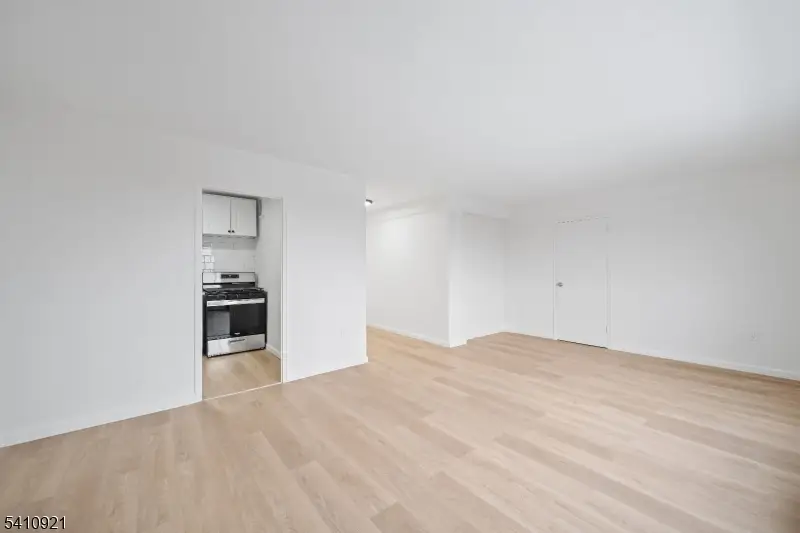 275 Prospect St #16 M, East Orange, NJ 07017 - #3