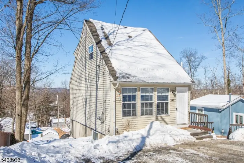 41 Ferris Ln, Oak Ridge, NJ 07438 - #1