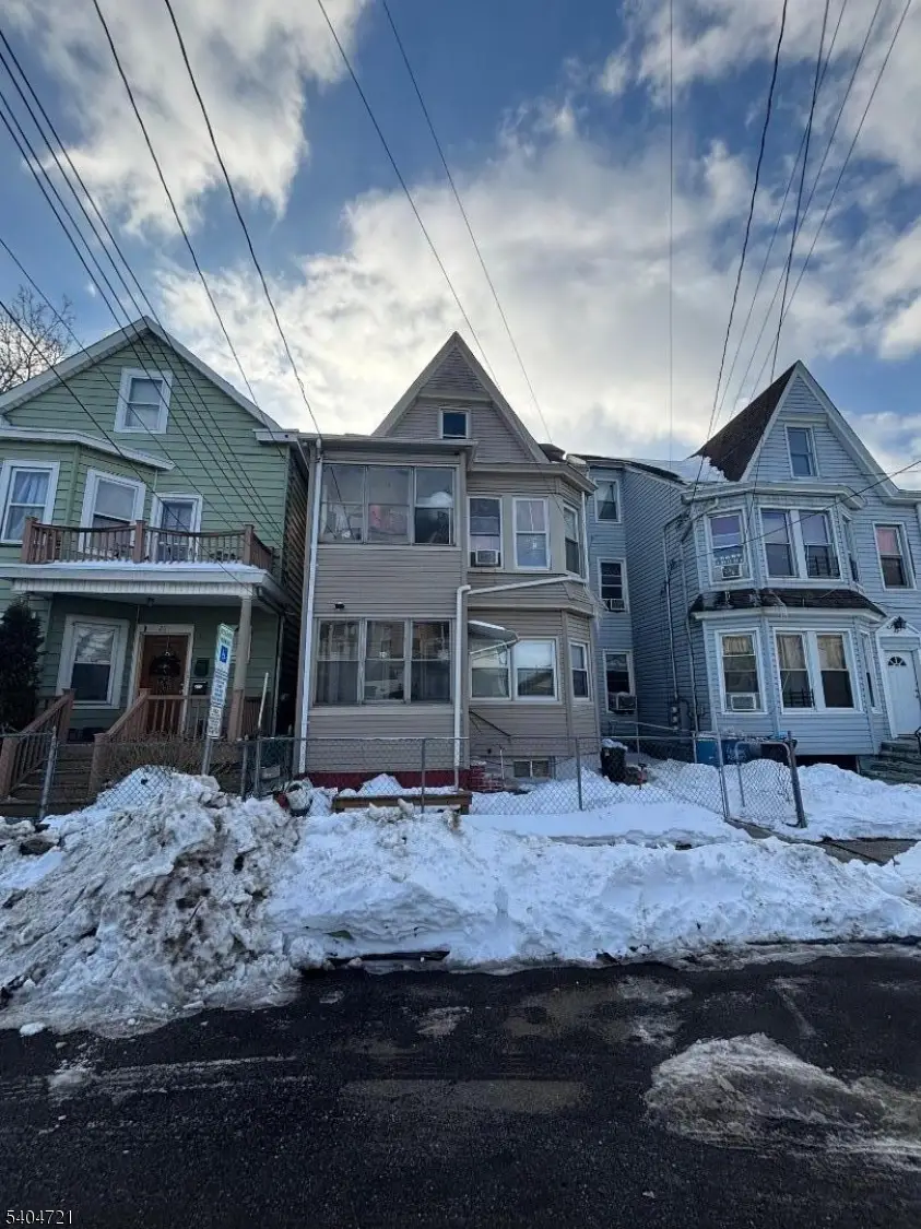 24 Doremus St, Paterson, NJ 07522 - #3
