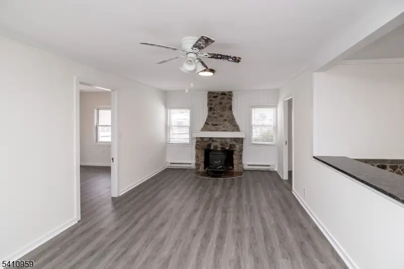 105 Dupont Ave, Hopatcong, NJ 07843 - #2