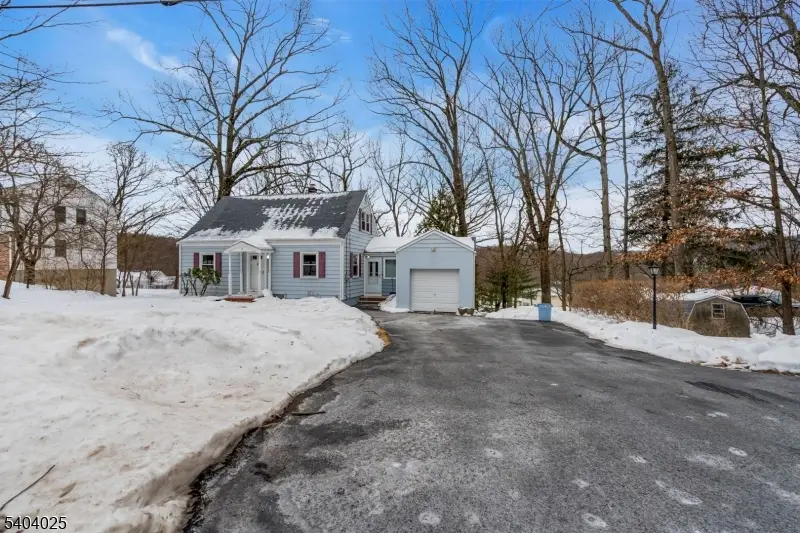 239 Fox Hill Rd, Denville, NJ 07834 - #2