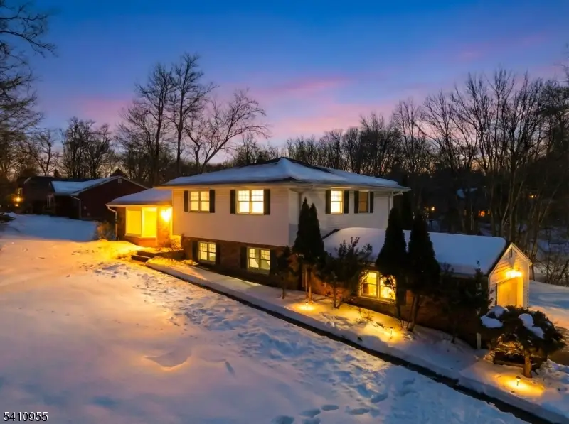 1011 Washington Ave, Old Tappan, NJ 07675 - #2